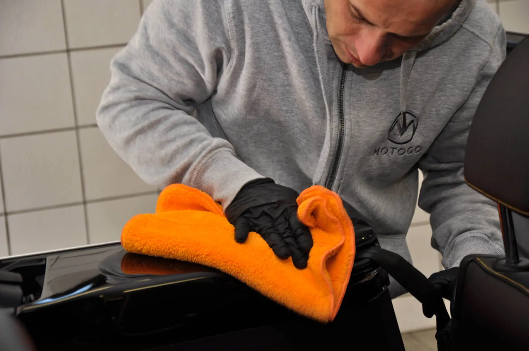 APC czy Interior Cleaner? Co wybrać do czyszczenia wnętrza?