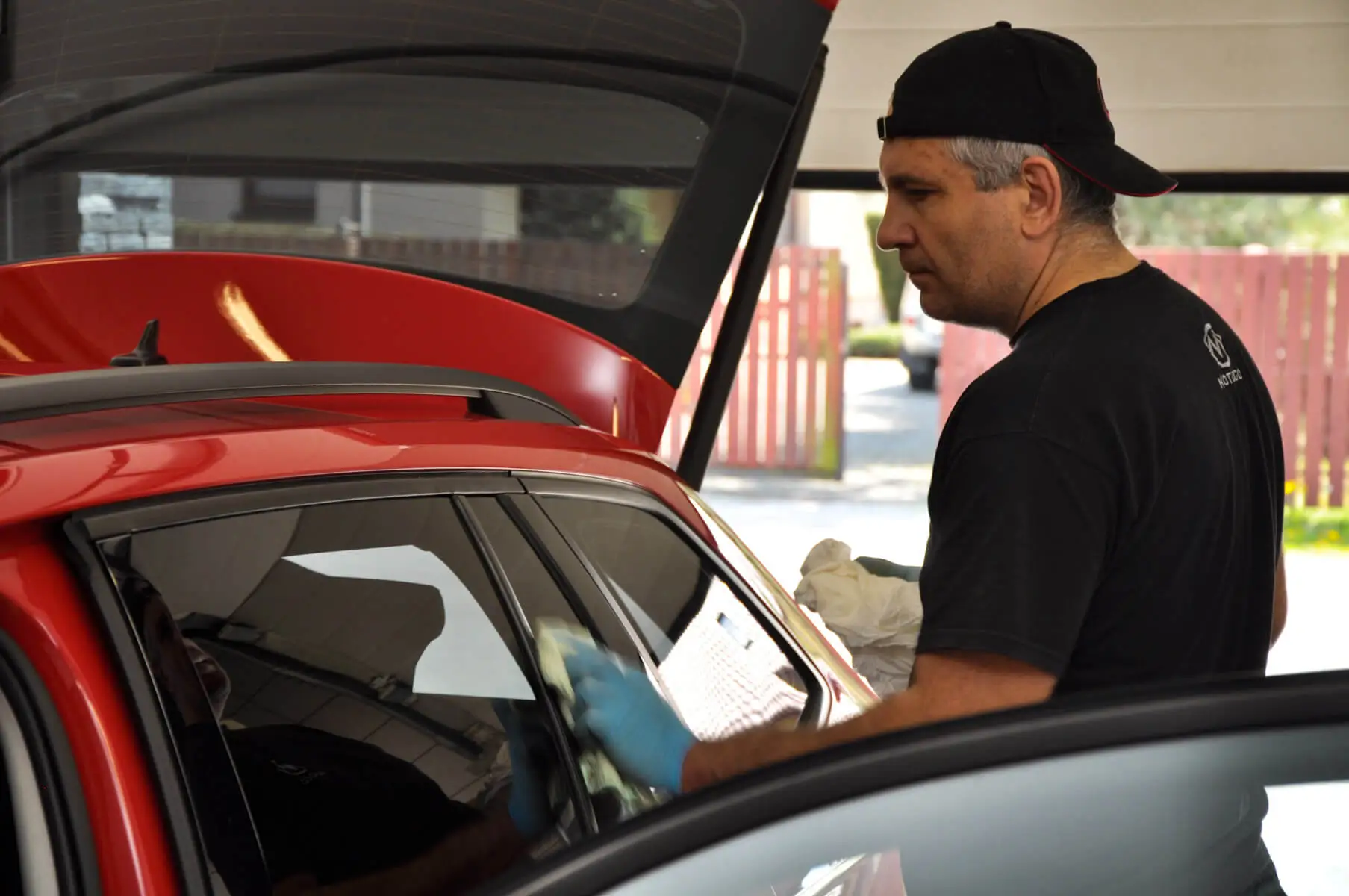 Jak umyć szyby bez smug?